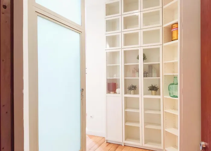 Homeyseville-Luxury Apartment Arenal 6 Pax, Parking Optional